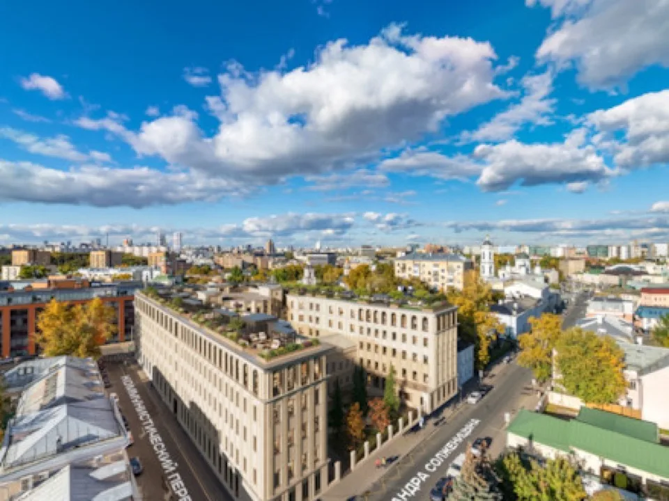 Glincom Solo — 360° с внедрением 3D-модели в застройку